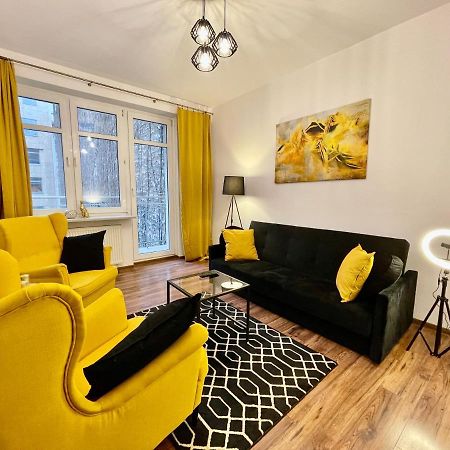 Appartement Diamond Metro Wifi 300 Mbs 70'Tv Netflix Hbo Appletv+ à Varsovie Extérieur photo