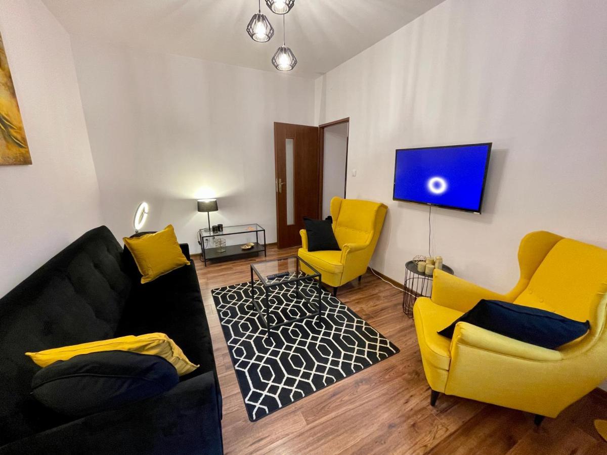 Appartement Diamond Metro Wifi 300 Mbs 70'Tv Netflix Hbo Appletv+ à Varsovie Extérieur photo