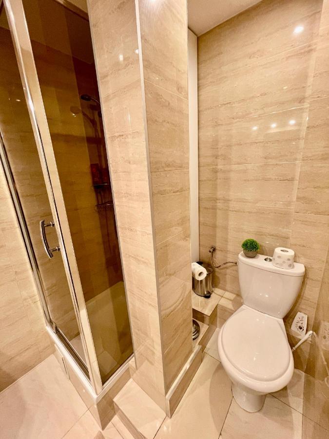 Appartement Diamond Metro Wifi 300 Mbs 70'Tv Netflix Hbo Appletv+ à Varsovie Extérieur photo