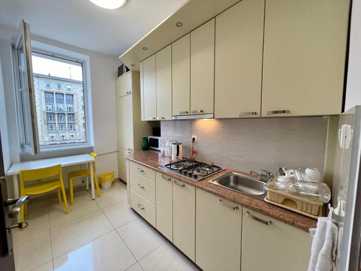 Appartement Diamond Metro Wifi 300 Mbs 70'Tv Netflix Hbo Appletv+ à Varsovie Extérieur photo