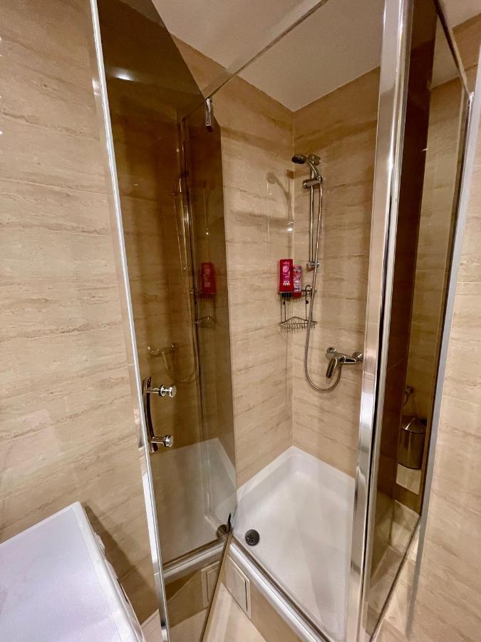 Appartement Diamond Metro Wifi 300 Mbs 70'Tv Netflix Hbo Appletv+ à Varsovie Extérieur photo