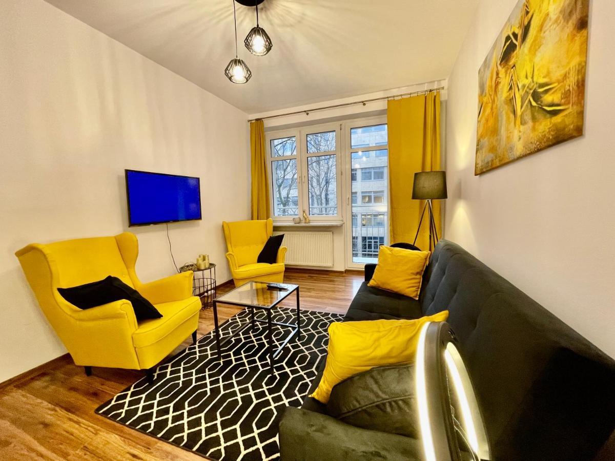 Appartement Diamond Metro Wifi 300 Mbs 70'Tv Netflix Hbo Appletv+ à Varsovie Extérieur photo